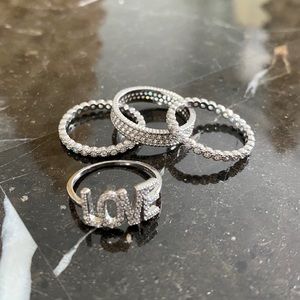 Endless LOVE ring set ❤️ Valentine’s Day